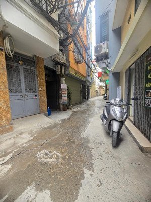 bán ccmn 11 p trần duy hưng cầu giấy ngõ thông gần phố dt 72m 5t mt 6.7 chỉ 14 tỷ