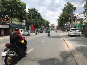 bán lô đất mặt tiền lê hồng phong phú lợi