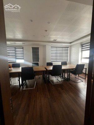 bán bt khu an khang dương nội. dt 185m2 x 4t, mt 9m, có hầm và đã lắp thang máy. giá 45 tỷ.