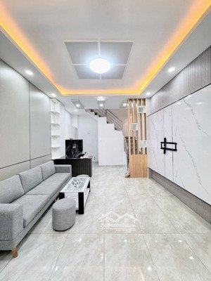 siêu đẹp lung linh phú thọ hòa ,ngang 4m , 4 tầng mới chỉ hơn 4 tỷ