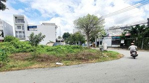 bán lô đất góc 2mt đường 15m và 9m, cách nguyễn duy trinh 100m, phú hữu, thủ đức