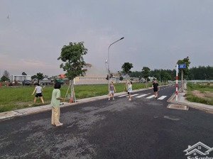 bán đất khu dân cư tam phước, biên hoà, giá 1tỷ550/100m2, ngay chợ thiện kinh doanh, sổ hồng riêng