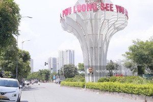 hot lk đẹp xuất sắc tại kđt phú lương 90m2 mặt tiền7.2m đường 30m trục chính