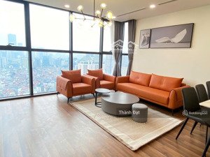 bán cc mipec rubik 360, xuân thủy, 3pn dt:108m2, tầng trung, view đẹp, chính chủ có slot oto