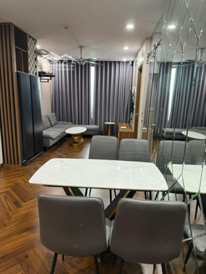 căn hộ chung cư cao cấp phố nguyễn xiển hơn 6 tỷ sổ đỏ 80m2 - 2 ngủ 2 -đẹp - trung tâm thanh xuân.