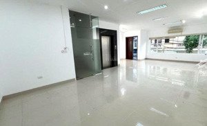 cho thuê nhà măt phố láng hạ - đống đa: diện tích 50m x 2 tầng, mặt tiền 7.5m