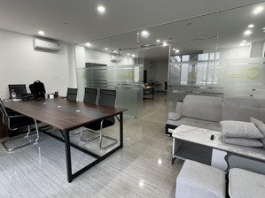 cho thuê tầng trệt kdt vạn phúc city 7x20m giá 16tr có máy lạnh, ngăn kính