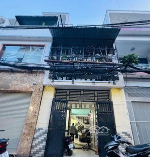 trung tâm tân bình, hẻm 1 sẹc, ô tô 6m vào nhà, lạc long quân, vị trí hiếm, nhà đẹp vào ở ngay.