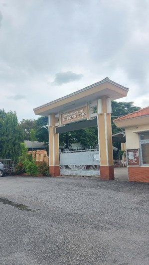 nhà trệt đường 8 trường thọ gần chợ thủ đức ngang đẹp 9.5*11=105m2 cách mặt tiền 30m chỉ 5.4 tỷ