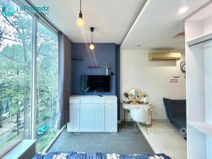 căn hộ cao cấp ngô gia tự q5, full nội thất, thang máy, tách bếp, view kính chill, an ninh