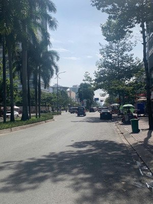 mua bán nhà mặt tiền tại khu đô thị him lam kênh tẻ