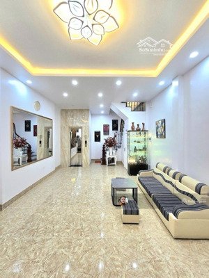 bán nhà láng hạ, đống đa, 6 tầng thang máy, xây mới, yên tĩnh, dân trí,mặt tiền rộng, 42m2, 13.5 tỷ