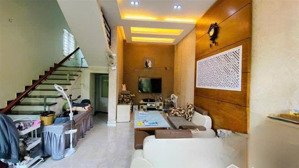 n4334 cho thuê nhà sân vườn tại khu vực đông khê - 115m2