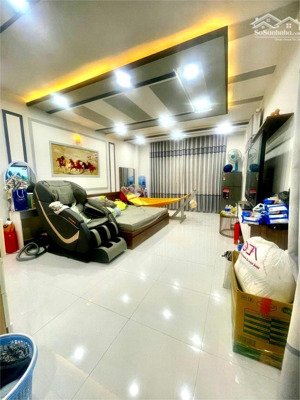 siêu phẩm căn góc 2mt! 42m2 nguyễn thượng hiền, ngang 4m, hợp ở/làm văn phòng cty. nhỉnh 9 tỷ (tl).