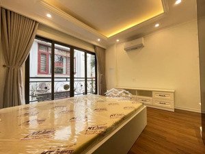 chính chủ bán nhà mặt ngõ 3 ô tô tránh, phố giảng võ, ba đình, dt 110m2, mt 6m, 5 tầng, 30 tỷ