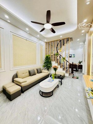 bán nhà ngoại giao đoàn xuân la - tây hồ- 38m2 x 5 tầng- ô tô đỗ cửa ngõ rộng hơn 3m- 2 thoáng