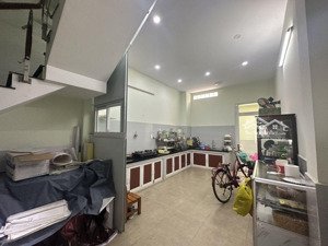 duy nhất 1 căn - gấp bán nhà mặt tiền gần ngay lê thúc hoạch - 80m2 - 4 tầng btct - giá 8,7 tỷ tl