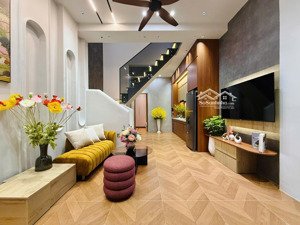 hẻm xe hơi thông full nội thất đường 51 gò vấp 40m giá 5 tỷ 468.