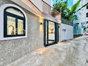 nhà 2 tầng full nội thất - 3 phòng ngủ - 41m2 - bình thạnh - cách mặt tiền 1 căn - 6.68 tỷ tl