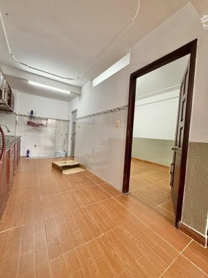 mặt tiền tân quý tân phú. ngang 5m *11m. 2 tầng hoàn công đủ. chỉ 5,5 tỷ.