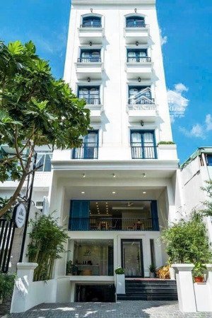 hạ giá bán nhanh mặt tiền quốc hương, thảo điền - dt 7x24m - xd hầm 7 tầng - giá 36 tỷ