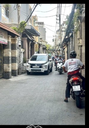 hàng ngộp ngay khu bàu cát - hẻm 5m thông đồng đen - 120m2 vuông vức - chỉ 14 tỷ