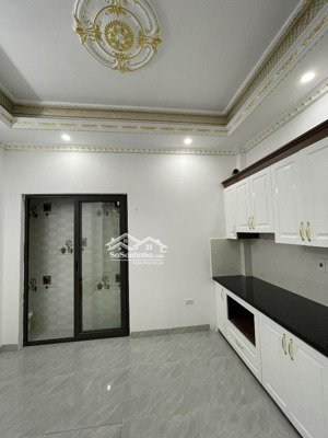 bán nhà riêng chính chủ diện tích 40.5m phố định công hạ