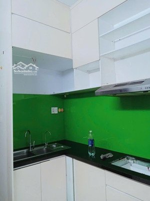 bán chung cư âu cơ tower sỗ hồng đầy đủ giá 2 tỷ 750, 2 phòng ngủ. liên hệ: 