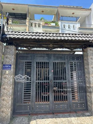 bán nhà 3 tầng sổ hồng hoàn công. dt: 98m2 (4x 24.5m) đường 5m. hẻm 1/ trần quang khải, p. đông hoà