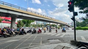 bán gấp nhà mặt phố láng hạ, 10,5 tỷ, 37m2, đống đa, hà nội