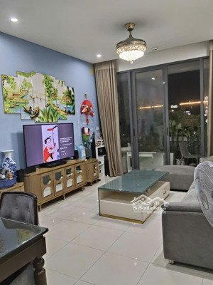 giá thật.gia đình tôi cần bán căn hộ tại riverside garden tầng trung 77m2 2pn 2vs giá 7.2 tỷ