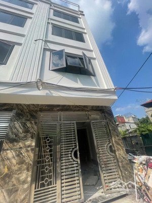 cầu diễn nhà 6 tầng - thang máy - mt 3.7m - ngõ nông - giá 7tỷ3