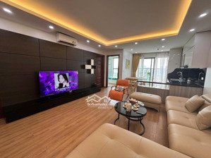 em bán căn hộ 67m2 2n2wc, trung tâm cầu giấy giá tốt nhất thời điểm hiện tại