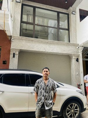 bán nhà trung kính - vũ phạm hàm 80m2x6t - gara oto 7 chỗ - 22.6tỷ - thông mọi ngả đường.