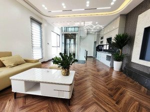 bán nhà gia thuỵ- 45m2-6t-mt 8,5m- thang máy- siu hiếm-ở sướng-yên tĩnh-chỉ 11 tỷ