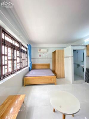 Cho thuê phòng trọ có nội thất đường Trường Sơn gần sân bay Tân Sơn Nhất.