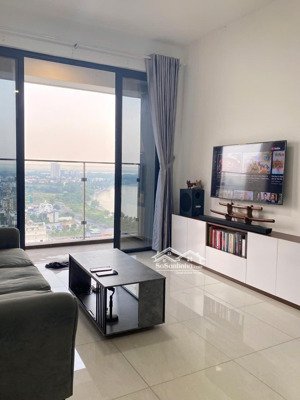 bán 2pn one verandah view sông tầng cao. giá 7,5 tỷ. dt 81m2