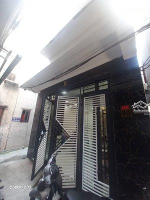 siêu rẻ! 5.8 tỷ sở hữu nhà 4 tầng 33m2 đa sỹ. ngõ ô tô 50m.