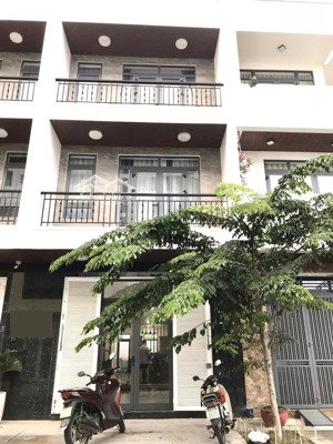 cho thuê nhà kinh doanh 5 phòng khu vcn phước hải giá 20 triệu/tháng