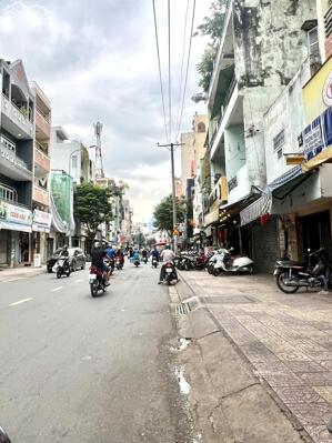 PHƯỜNG NHIÊU LỘC-GẦN METRO CMT8- QUẬN 3- 70M2- GẦN HXH- 1 TRỆT 1 LẦU - 7.35 Tỉ