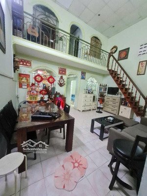 phường nhiêu lộc-gần metro cmt8- quận 3- 70m2- gần hxh- 1 trệt 1 lầu - 7.35 tỉ