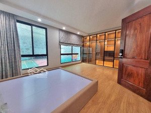 bán nhà riêng đường tựu liệt, thanh trì, hoàng mai, hà nội 10,6 tỷ, 42 m2 4 tầng lô góc ô tô tránh