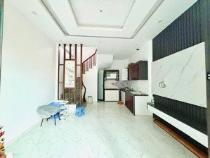 chính chủ bán nhà riêng 52.3m2, 86 triệu / m2 tại ngãi cầu, hoài đức, hà nội