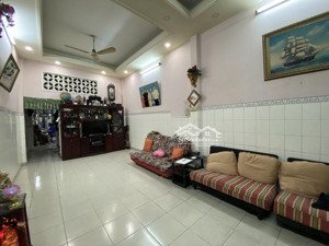 chính chủ bán nhà 3 tầng - mặt tiền lê quang định- khu mua bán sầm uất - vị trí kinh doanh cực đỉnh