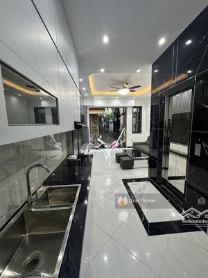 khương đình nhỉnh 9tỷ nhà cực mới - 35m 6 tầng thang máy, lô góc gần phố thoáng sáng tuyệt vời