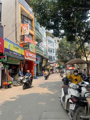 vị trí kim cương - bán toà ccmn mặt phố mỹ đình, kinh doanh - lô góc - ô tô đỗ cửa, dt 70m2, mt 4m