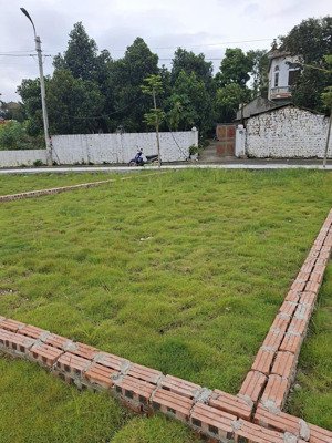 hòa lạc tọa độ vàng kết nối những giá trị tinh hoa. hội tụ linh khí đất trời..