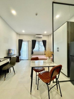 studio rộng 45m2 full nội thất ngay khu sân bay tân sơn nhất quận tân bình