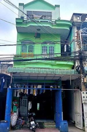 nhà mặt tiền chợ,cạnh charm city và tân cảng sóng thần bình hòa,thuận an,152m2 thu nhập 25tr/tháng.