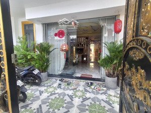 nhà 3 tầng 7.1m x 18.5m - hxh phú thuận - nội thất cao cấp - 6pn giá 10.5 tỷ